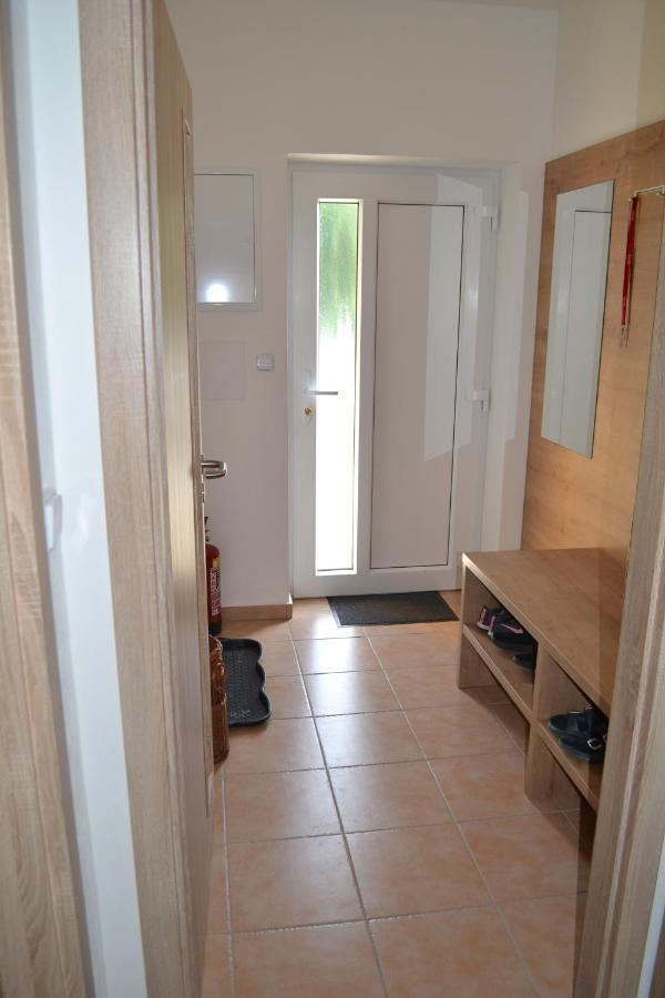Apartment Kvitko Frymburk